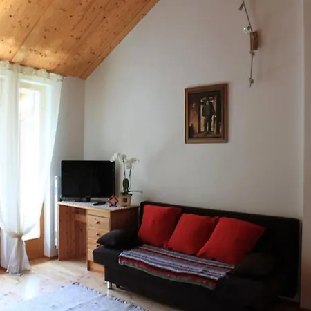 Gemutliche Ferienwohnung Nahe Ski Nassfeld Apartamento